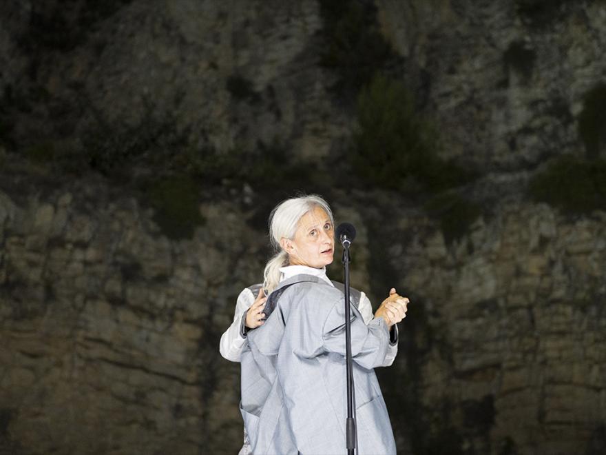 © Anne Van Aerschot